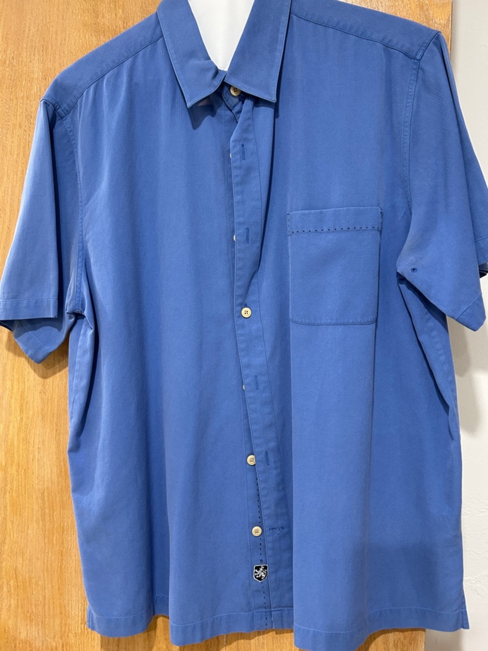 Nat Nast  Short-Sleeve blue Men's Shirt with subtle stitching